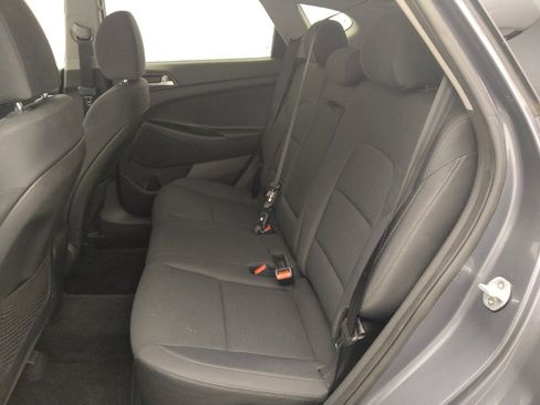 Used 2019 Hyundai Tucson SE image 18