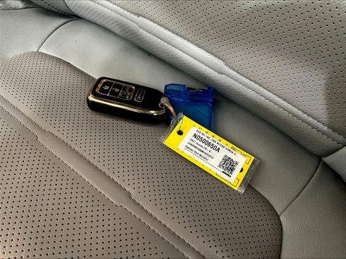 Used 2021 Honda CR-V EX-L image 31