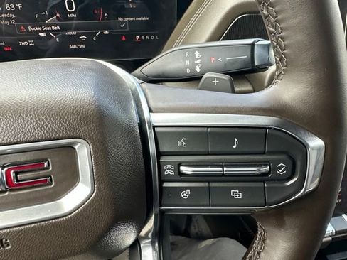 Used 2025 GMC Yukon XL Elevation AWD/4WD image 25