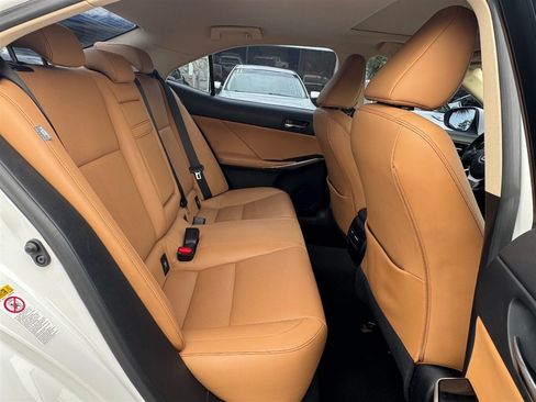 Used 2015 Lexus IS 250 RWD image 21