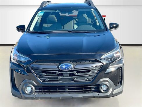 Used 2024 Subaru Outback Premium image 2