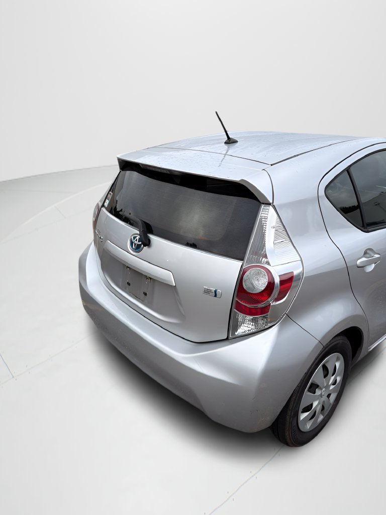 Used 2012 Toyota Prius C Two FWD image 6