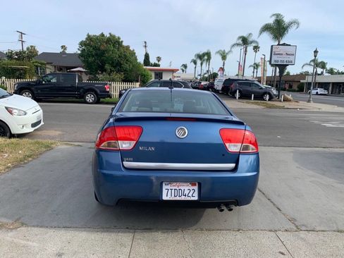 Used 2010 Mercury Milan image 5