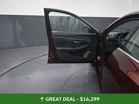 Used 2024 Nissan Sentra SV image 25