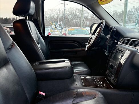 Used 2011 GMC Yukon Denali image 13