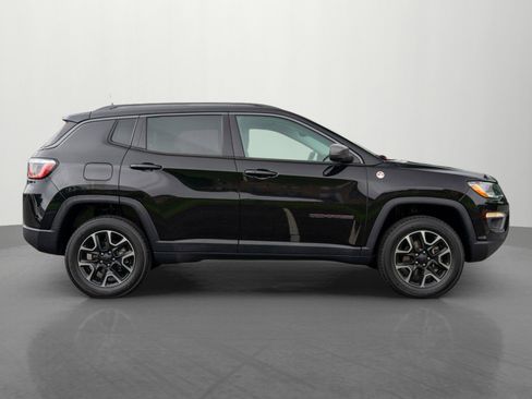 Used 2019 Jeep Compass Trailhawk w/ Cold Weather Group AWD/4WD image 8