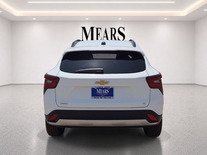 Used 2026 Chevrolet Trax LT w/ Driver Confidence Package