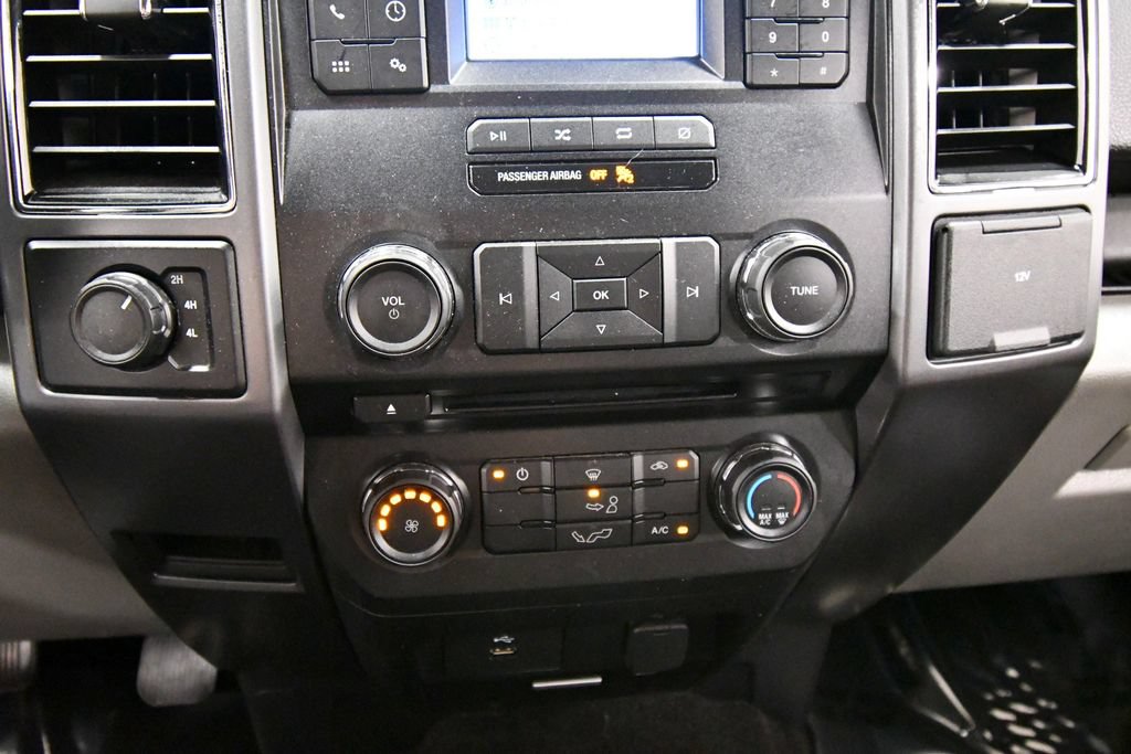 Used 2018 Ford F150 XLT AWD/4WD image 24