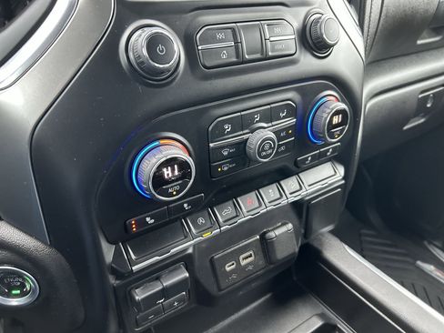 Used 2021 Chevrolet Silverado 1500 RST w/ Z71 Off-Road Package image 29