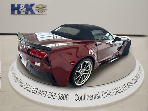 Used 2018 Chevrolet Corvette Grand Sport image 11
