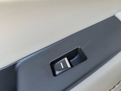 Certified 2023 Acura MDX SH-AWD w/ Technology Package image 16