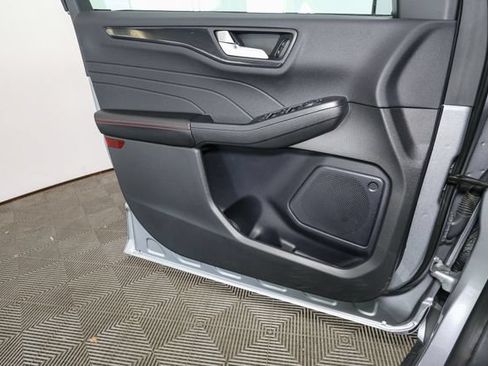 Used 2024 Ford Escape ST-Line w/ Tech Pack #1 AWD/4WD image 35