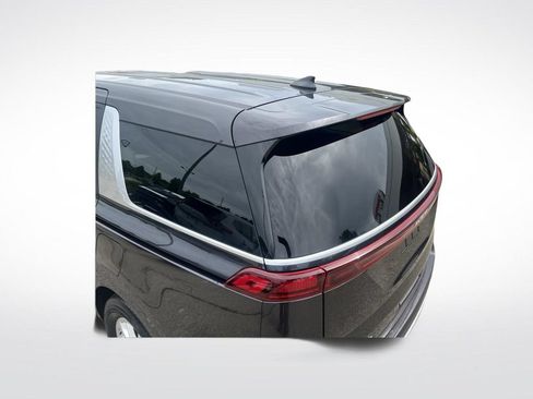 Certified 2024 Kia Carnival LX FWD image 32