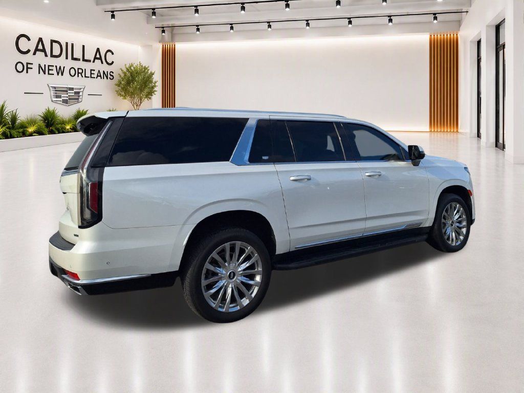 Used 2022 Cadillac Escalade ESV Premium Luxury AWD/4WD image 3