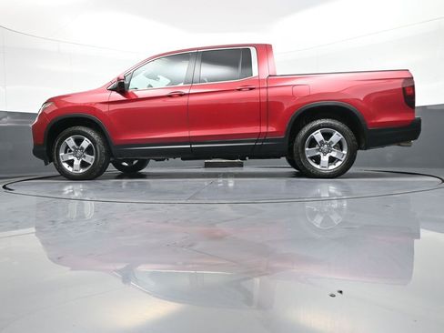 Certified 2025 Honda Ridgeline RTL image 32