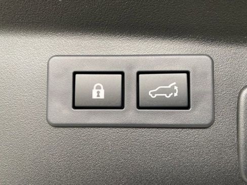 Used 2026 Subaru Outback Limited AWD/4WD image 8