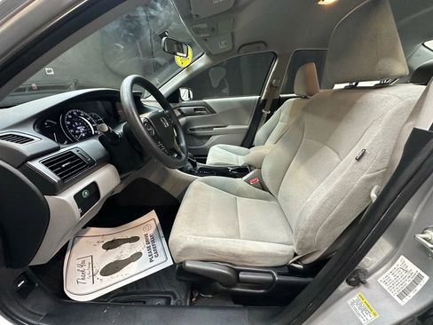 Used 2013 Honda Accord LX image 16