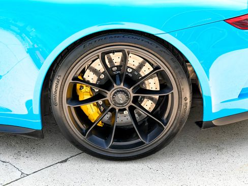 Used 2018 Porsche 911 GT3 RWD image 10