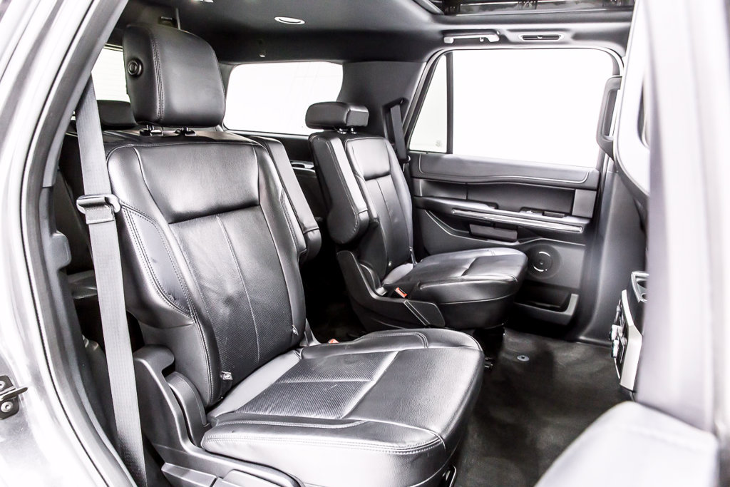 Used 2020 Ford Expedition XLT w/ Equipment Group 202A RWD image 34