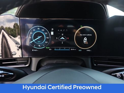 Certified 2025 Hyundai Elantra SEL FWD image 19
