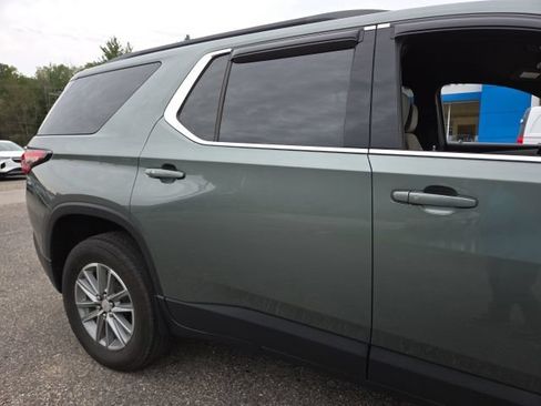 Used 2022 Chevrolet Traverse LT AWD/4WD image 11