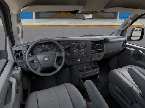 New 2026 Chevrolet Express 2500 RWD image 15