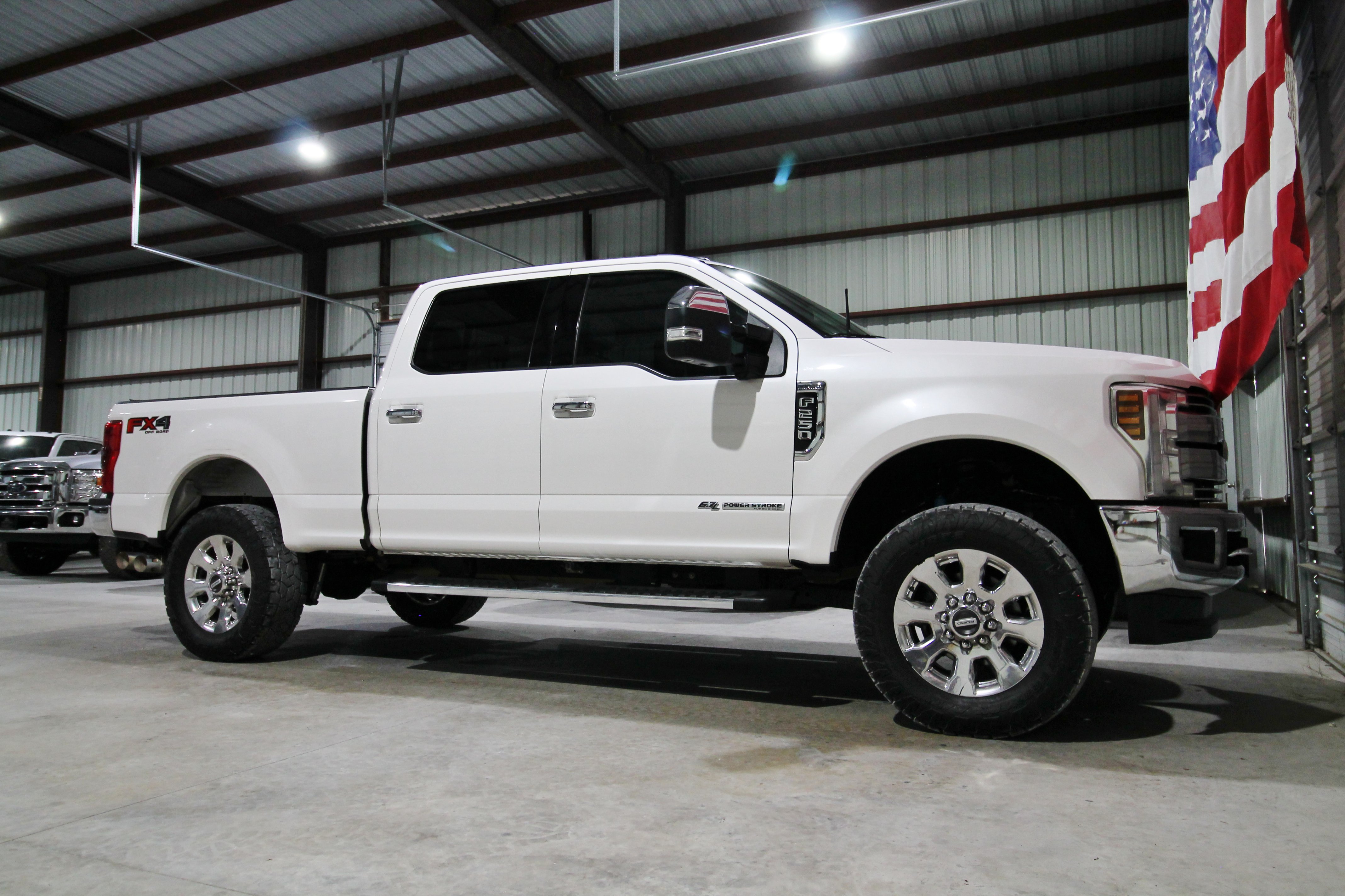 Used 2017 Ford F250 Lariat w/ Chrome Package AWD/4WD image 16