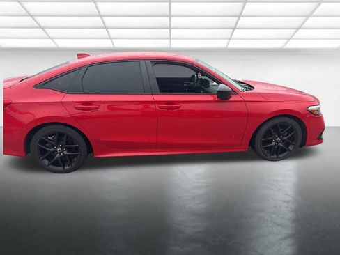 Used 2022 Honda Civic Sport image 4
