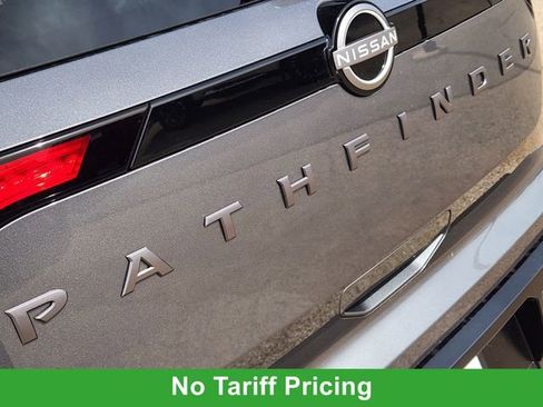 New 2026 Nissan Pathfinder SV image 9