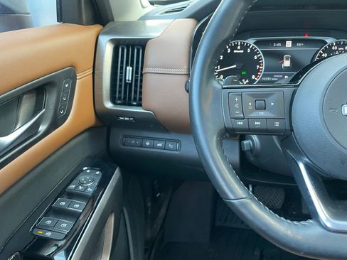 Certified 2023 Nissan Pathfinder Platinum w/ Cargo Package image 13