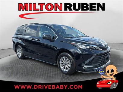 Used 2023 Toyota Sienna XLE