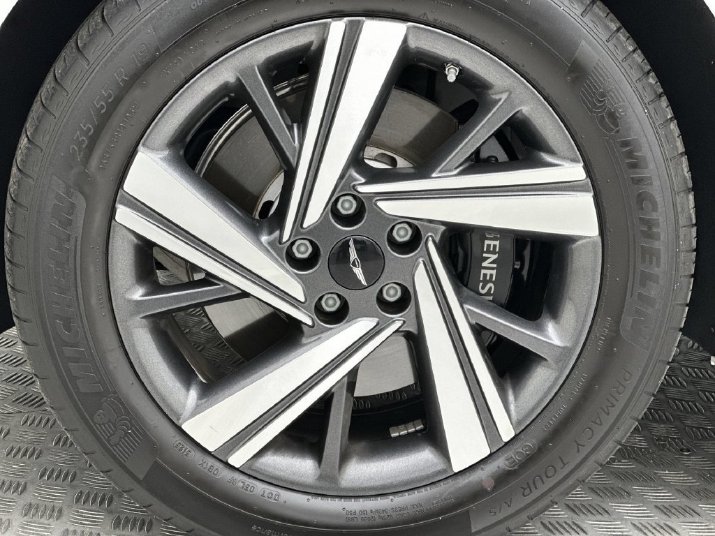 Certified 2026 Genesis GV70 3.5T Sport Advanced AWD/4WD image 10