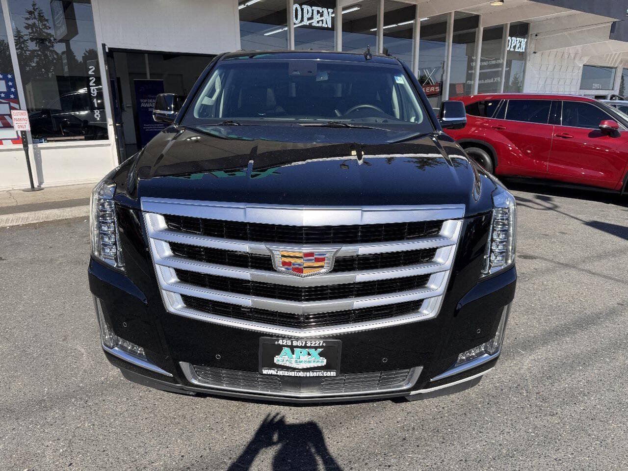 Used 2015 Cadillac Escalade ESV Premium AWD/4WD image 12