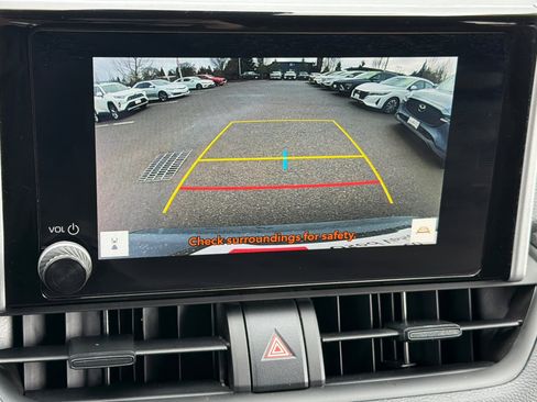 Certified 2025 Toyota RAV4 XLE image 19