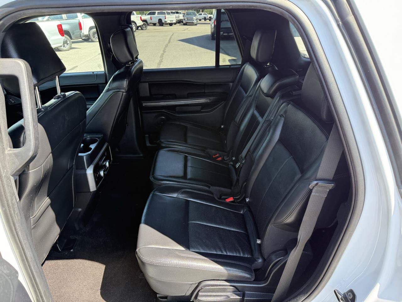 Used 2020 Ford Expedition XLT w/ Equipment Group 201A RWD image 14