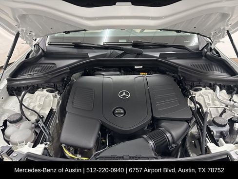 Used 2026 Mercedes-Benz GLC 300 4MATIC image 32