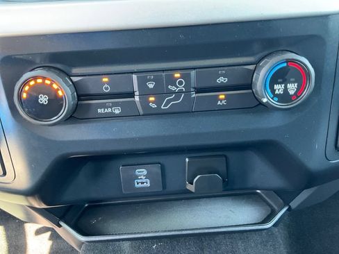Used 2022 Ford F150 XLT AWD/4WD image 24