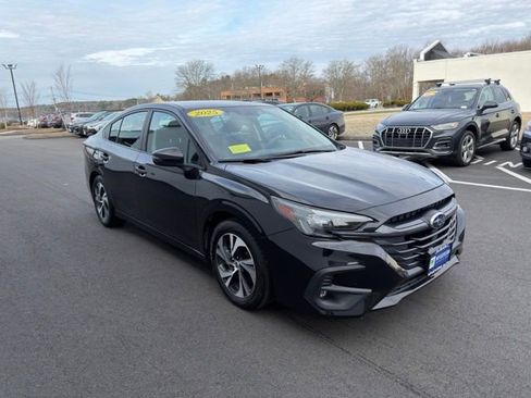 Used 2025 Subaru Legacy Premium AWD/4WD image 3