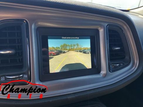 Used 2023 Dodge Challenger SXT RWD image 23
