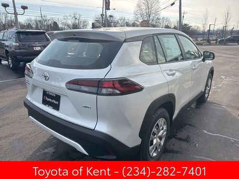 New 2026 Toyota Corolla Cross L image 8