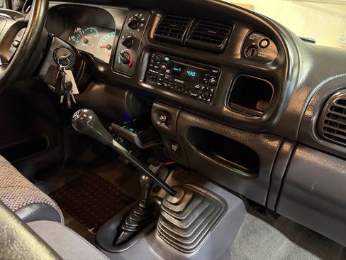 Used 2001 Dodge Ram 3500 Truck 4x4 Quad Cab image 39
