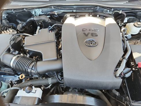 Certified 2023 Toyota Tacoma SR5 image 13