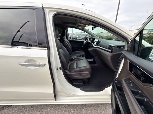 Used 2019 Honda Odyssey Elite image 18