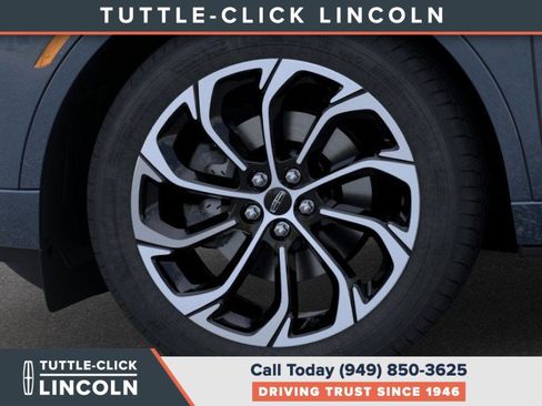 New 2026 Lincoln Nautilus Reserve image 19