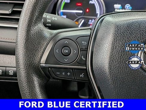 Used 2018 Toyota Camry XLE image 34