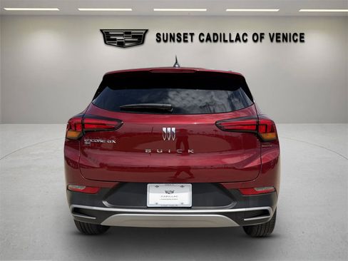 Used 2024 Buick Encore GX Preferred w/ Comfort Package AWD/4WD image 4