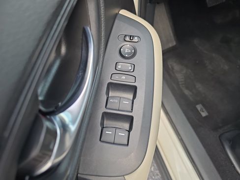 Certified 2023 Honda HR-V LX image 14