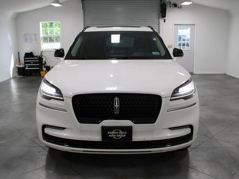 Used 2023 Lincoln Aviator Reserve w/ Jet Appearance Package image 3