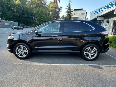 Used 2016 Ford Edge Titanium w/ Technology Package AWD/4WD image 8