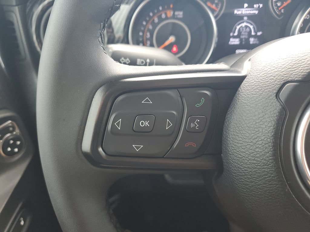 Used 2023 Jeep Gladiator Sport AWD/4WD image 20